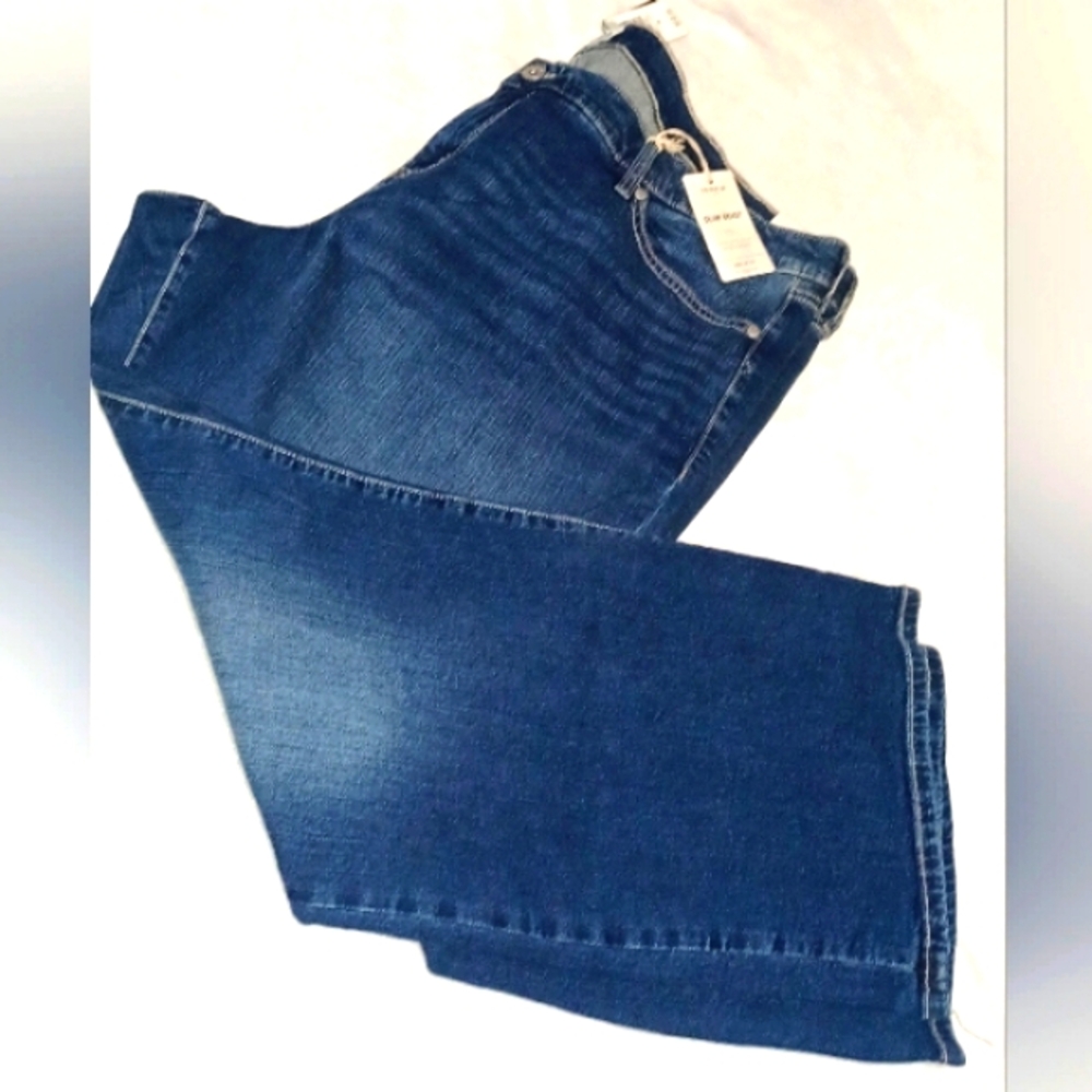 NWT Women's Slim Boot Fit Jeans - Picture 2 of 8